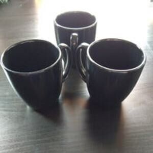 Corelle Set of 3 Black Mugs 4" tall x 3" diameter coffee tea beverage curved